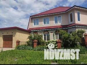 Коттедж 220м², 2-этажный, участок 10 сот.  