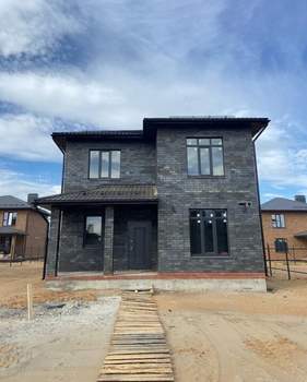 Дом 173м&sup2;, 2-этажный, участок 0 сот.  