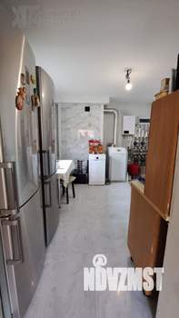 Дом 220м², 2-этажный, участок 8 сот.  