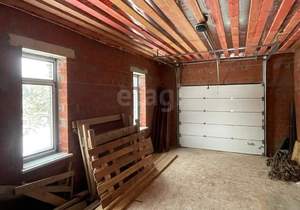 Дом 252м&sup2;, 2-этажный, участок 10 сот.  