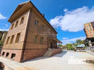 Коттедж 302м&sup2;, 3-этажный, участок 5 сот.  