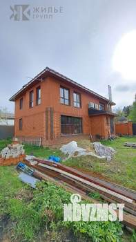 Дом 220м², 2-этажный, участок 8 сот.  