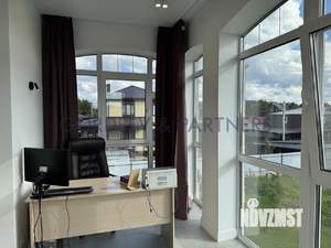 Дом 379м², 3-этажный, участок 14 сот.  