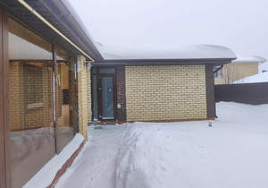 Дом 130м&sup2;, 2-этажный, участок 4 сот.  