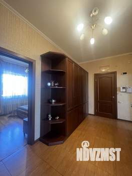 Дом 270м², 2-этажный, участок 12 сот.  
