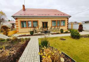 Дом 155м&sup2;, 2-этажный, участок 9 сот.  