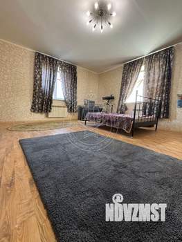 Коттедж 350м&sup2;, 2-этажный, участок 30 сот.  