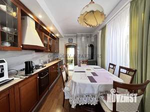 Дом 186м&sup2;, 2-этажный, участок 7 сот.  