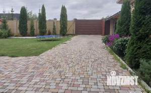 Таунхаус 230м&sup2;, 2-этажный, участок 7 сот.  