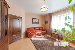 Коттедж 169м², 2-этажный, участок 7 сот.  