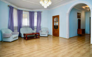 Дом 337м&sup2;, 2-этажный, участок 6 сот.  