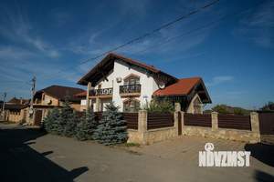 Дом 286м², 2-этажный, участок 15 сот.  