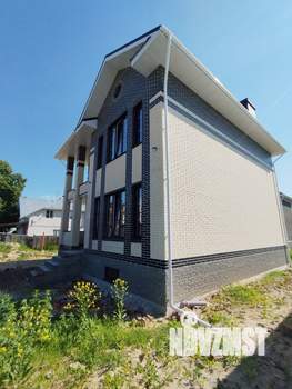 Коттедж 240м², 2-этажный, участок 6 сот.  