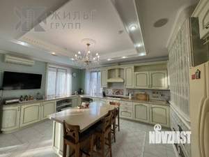 Дом 805м², 3-этажный, участок 12 сот.  