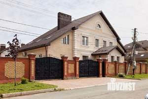 Дом 479м², 3-этажный, участок 18 сот.  