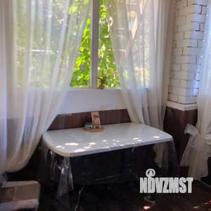 Дом 80м&sup2;, 2-этажный, участок 8 сот.  