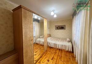 Дом 239м&sup2;, 2-этажный, участок 10 сот.  