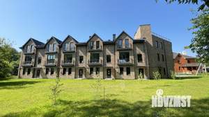 Таунхаус 160м², 3-этажный, участок 3 сот.  