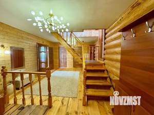 Дом 245м², 2-этажный, участок 15 сот.  