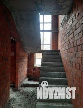 Дом 160м², 2-этажный, участок 5 сот.  