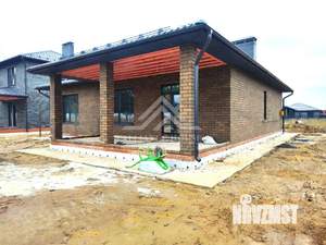 Дом 130м², 1-этажный, участок 6 сот.  