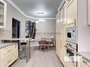 Дом 163м&sup2;, 2-этажный, участок 7 сот.  