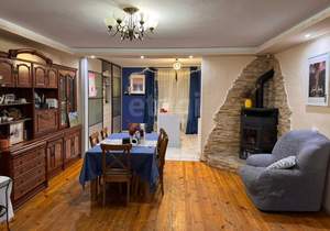 Дом 230м², 2-этажный, участок 15 сот.  