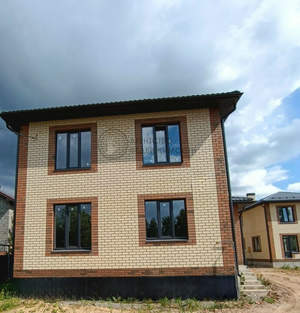 Дом 150м², 2-этажный, участок 6 сот.  