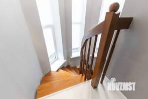 Дом 180м&sup2;, 2-этажный, участок 7 сот.  