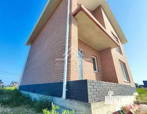 Дом 140м², 2-этажный, участок 6 сот.  