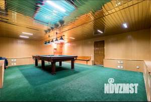 Дом 360м², 2-этажный, участок 10 сот.  