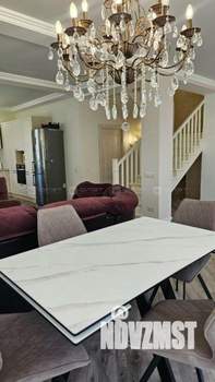 Дом 180м&sup2;, 2-этажный, участок 10 сот.  