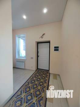 Дом 175м², 2-этажный, участок 6 сот.  