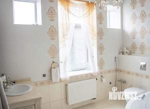 Дом 281м&sup2;, 3-этажный, участок 14 сот.  