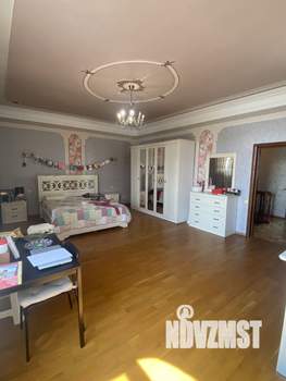 Коттедж 342м², 3-этажный, участок 15 сот.  