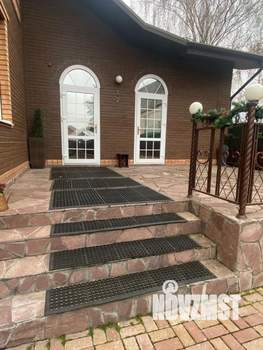 Дом 224м², 2-этажный, участок 6 сот.  