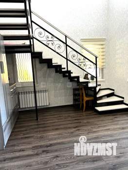 Дом 228м&sup2;, 2-этажный, участок 10 сот.  