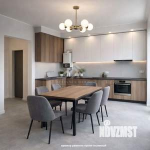 Дом 140м&sup2;, 2-этажный, участок 6 сот.  