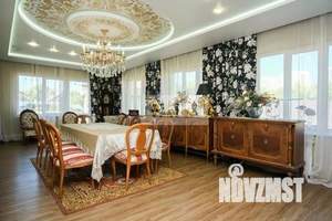 Дом 320м², 2-этажный, участок 6 сот.  