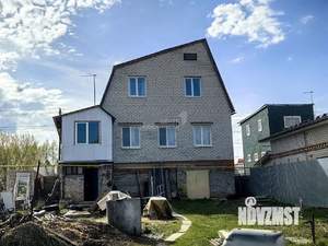 Дом 231м², 2-этажный, участок 6 сот.  