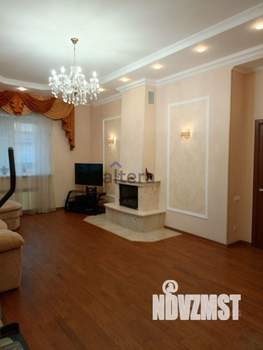 Дом 240м², 3-этажный, участок 9 сот.  