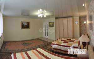 Дом 146м², 2-этажный, участок 8 сот.  