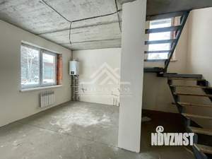 Дом 120м&sup2;, 2-этажный, участок 5 сот.  