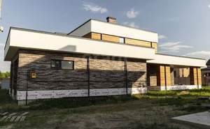 Дом 386м&sup2;, 2-этажный, участок 10 сот.  