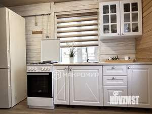 Дом 62м&sup2;, 2-этажный, участок 3 сот.  