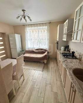 Дом 168м&sup2;, 2-этажный, участок 8 сот.  