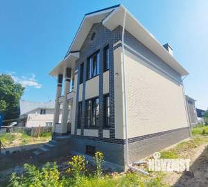 Коттедж 240м², 2-этажный, участок 6 сот.  