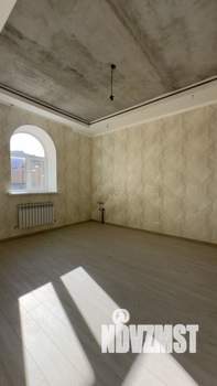 Дом 295м², 2-этажный, участок 15 сот.  