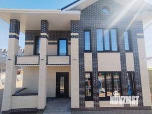 Коттедж 240м², 2-этажный, участок 6 сот.  