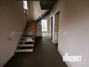 Дом 130м&sup2;, 2-этажный, участок 4 сот.  